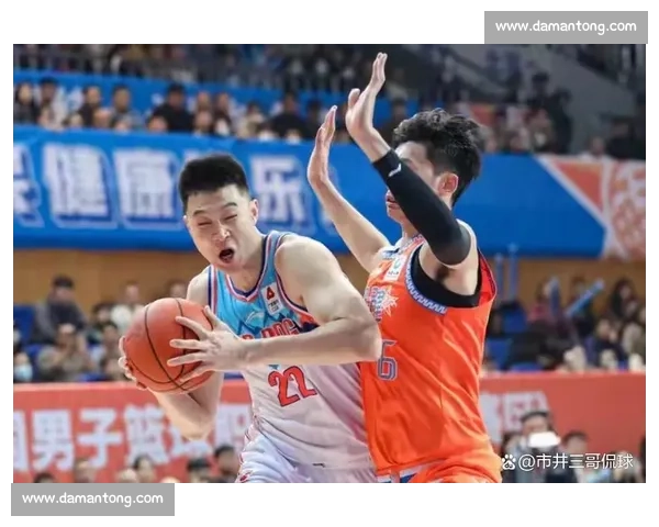 CBA北京男篮迎战青岛队季后赛席位争夺焦点之夜攻防对决引爆全场