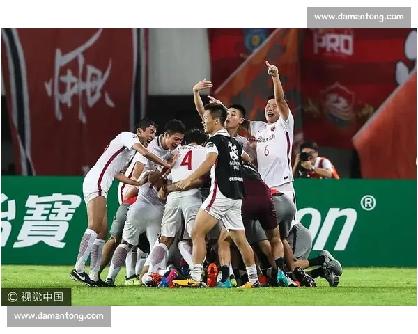 亚冠经典对决上海上港激战广州恒大全场录像回顾精彩瞬间深度解析